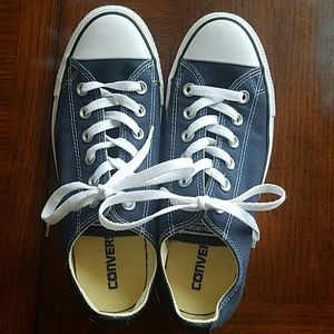 Ladies Converse Chuck Taylor All Stars